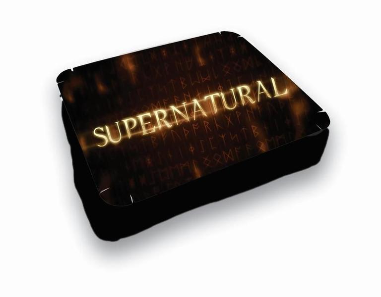 Imagem de Almofada Bandeja para Notebook Laptop Personalizado Almofada Bandeja para Notebook Laptop Personalizado Supernatural