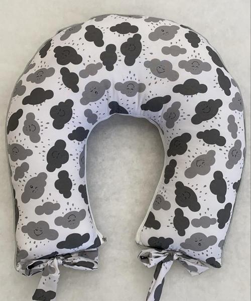 Almofada para Amamentar Bebe - Chuva De Amor Cinza - Jandis Baby Enxovais Imagem de Almofada para Amamentar Bebe - Chuva De Amor Cinza