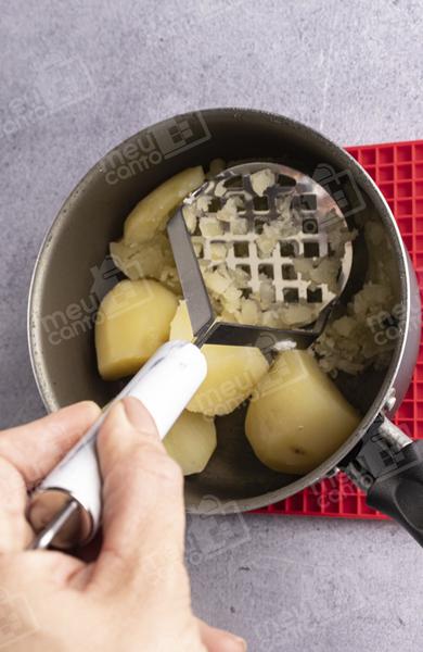 Imagem de Amassador de Batatas Legumes Verduras Aço Inox Mármore Utensílio de Cozinha ck4699 - Amassador de Batatas Mármore