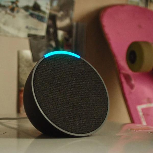 Imagem de Amazon Echo Pop Preto com IA Alexa Assistente 