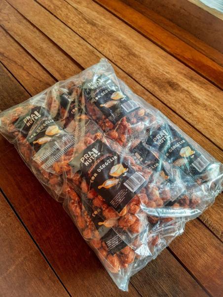Amendoim Doce Crocante Cri-Cri Com Gergelim - 90g - Pra Nuts Imagem de Amendoim Doce Crocante Cri-Cri Com Gergelim - 90g - Pra Nuts