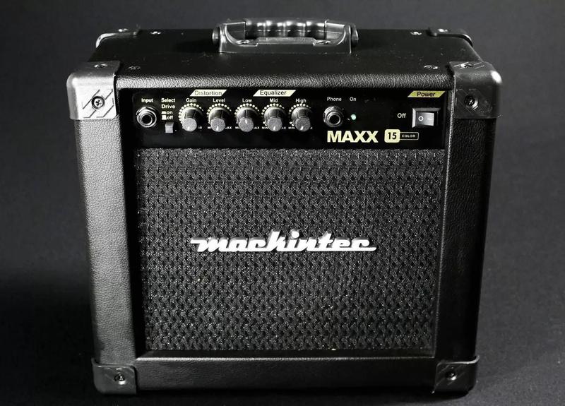 Imagem de Amplificador Guitarra Mackintec Preto Maxx 15W 6 + Cabo