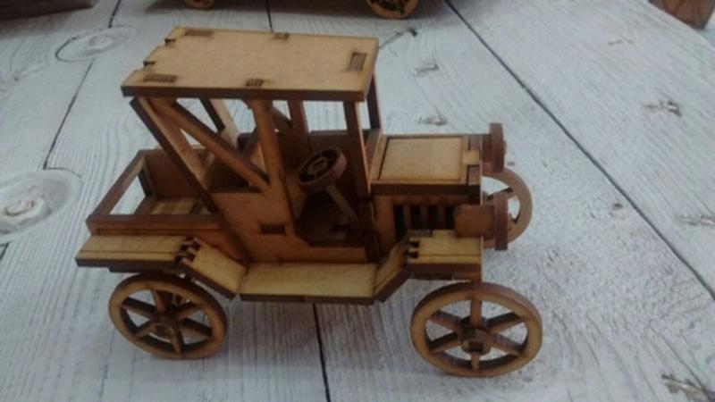 Imagem de Antique Car. Quebra Cabeça 3d. Miniatura Em Mdf