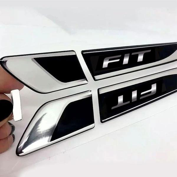 Imagem de Aplique Lateral Honda Fit 2015/2020 Emblema Resinado Cromado