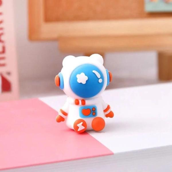 Imagem de Apontador Astronauta: Item Escolar Kawaii e Prático!