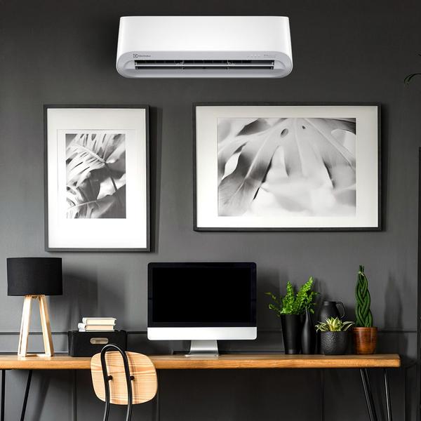 Imagem de Ar Condicionado Split Hw Inverter R-32 Electrolux Color Adapt Wi-fi 12000 Btus Frio 220V YI12F