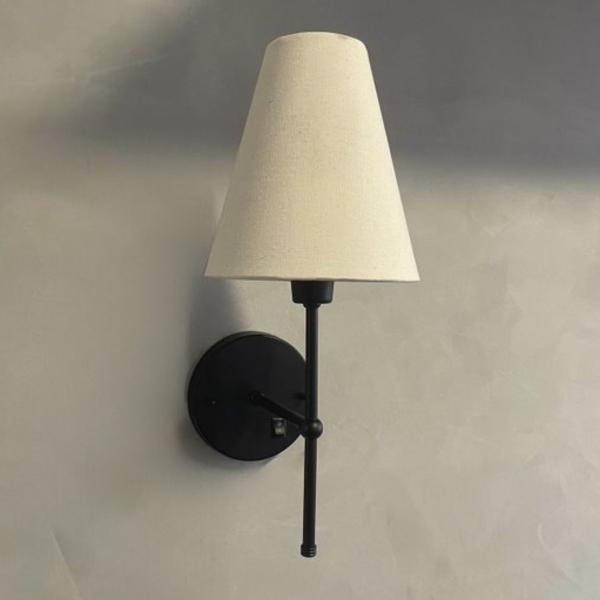 Imagem de Arandela De Parede Colonial Com Interruptor Cupula Bege, Branco e Preto Ref 05  Lampada Branco Frio Tensao Bivolt 110v/220v