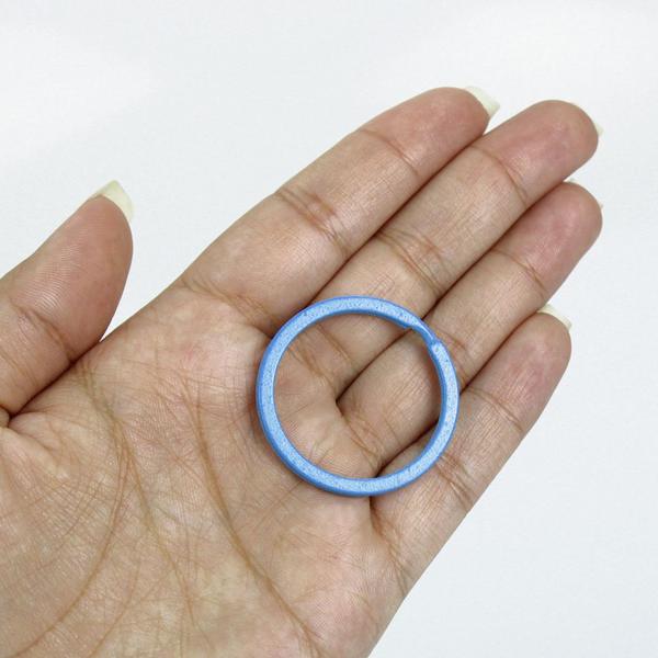 Argola 35mm Italiana Azul Bebe Reforçada Para Artesanato Chaveiro 50 Unidades - Russo Art Imagem de Argola 35mm Italiana Azul Bebe Reforçada Para Artesanato Chaveiro 50 Unidades