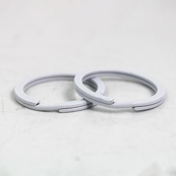 Argola Italiana Chaveiro Branco Artesanato 28mm Chave De Carro - 300 Unidades - Russo Art Imagem de Argola Italiana Chaveiro Branco Artesanato 28mm Chave De Carro - 300 Unidades