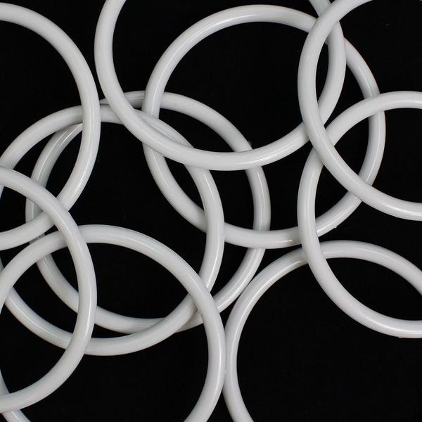 Argola Plástica 11,5cm Espessura 8mm Branca Para Artesanato 30 Unidades - Russo Art Imagem de Argola Plástica 11,5cm Espessura 8mm Branca Para Artesanato 30 Unidades
