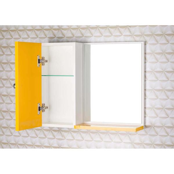 Imagem de Armário Para Banheiro Com Espelho Cor Branco e Amarelo