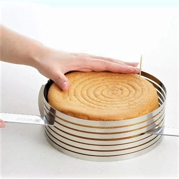 Aro Cortador De Camadas Ajustável Inox 24-30Cm Grande - Coisaria Imagem de Aro Cortador De Camadas Ajustável Inox 24-30Cm Grande