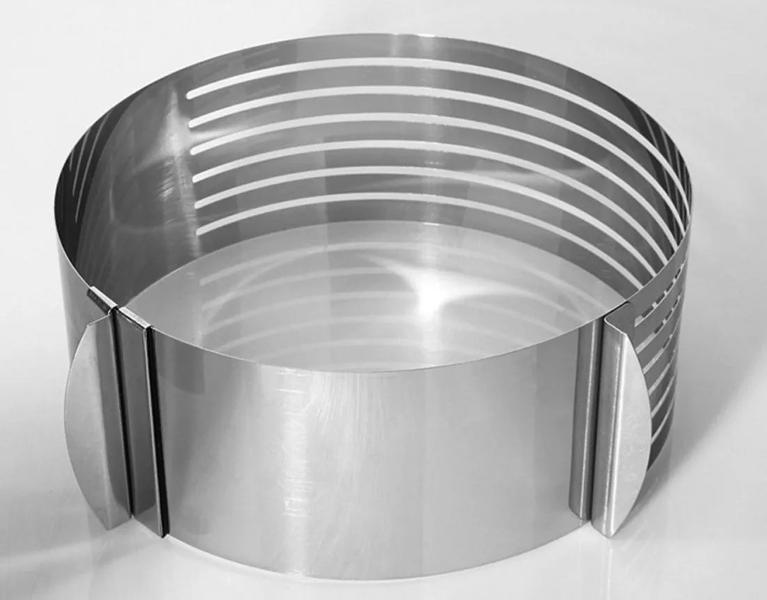 Aro fatiador cortador para bolo tortas confeitaria 30cm - MT Imagem de Aro fatiador cortador para bolo tortas confeitaria 30cm