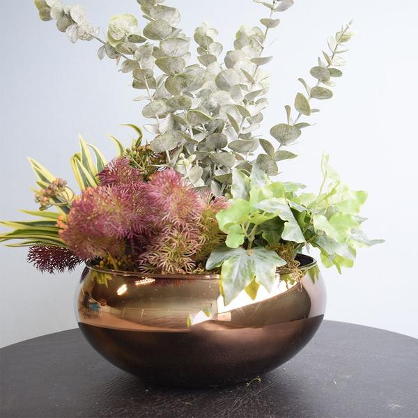 Imagem de Arranjo Artificial de Flores e Folhagens no Vaso Bronze  Formosinha