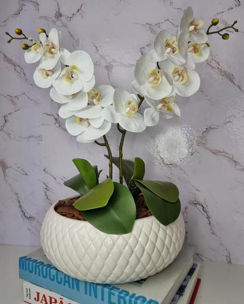 Imagem de Arranjo Com 2 Orquídeas Branca Vaso Ceramica 22cm