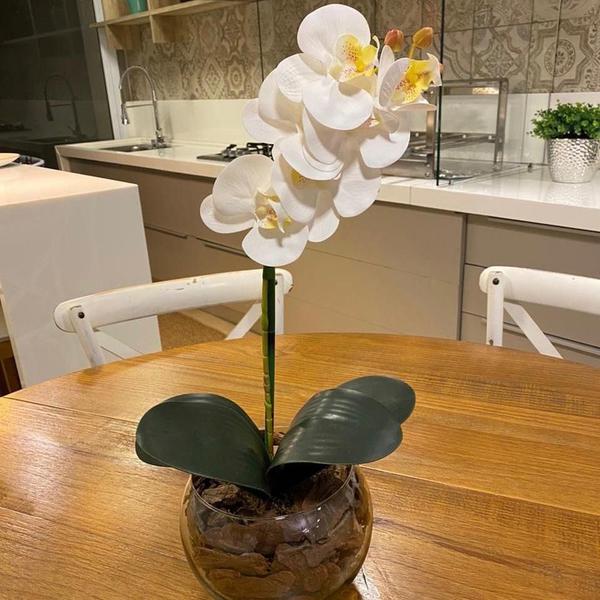 Imagem de Arranjo De Orquídea Branca Artificial No Vaso Transparente