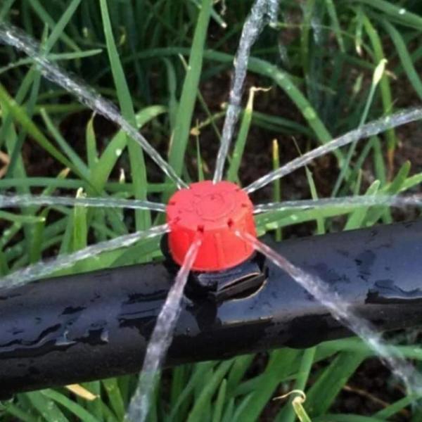 Imagem de Aspersor de Irrigação por Gotejamento Ajustável - 8 Furos - Pacote com 50 ou 100 Peças