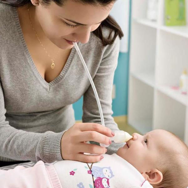 Imagem de Aspirador nasal armazena secreçao do bebe higiene do nariz