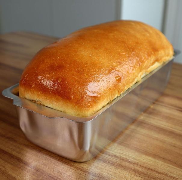 Assadeira Pão Caseiro Bolo Inglês Pão De Forma Cuca Cake Forma de Gelo N3 - MP ALUMINIO Imagem de Assadeira Pão Caseiro Bolo Inglês Pão De Forma Cuca Cake Forma de Gelo N3