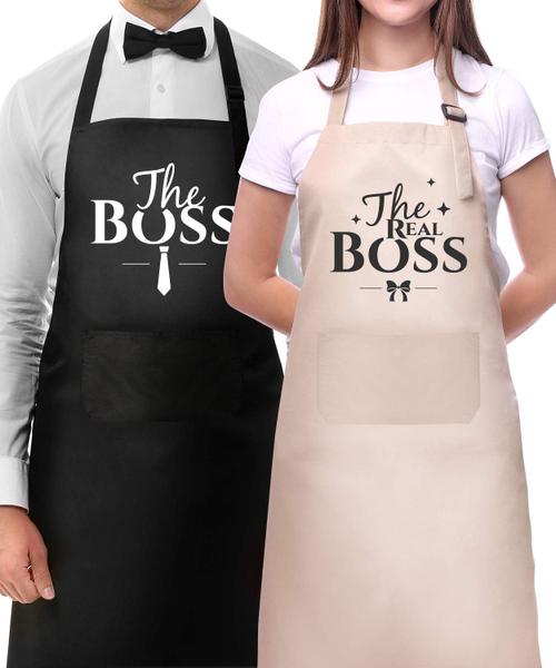 Imagem de Aventais de casal para cozinhar - The Boss The Real Boss Aventais de cozimento ajustáveis engraçados Aniversário de noivado dele e dela Casamento Dia dos Namorados Presente de chá de panela