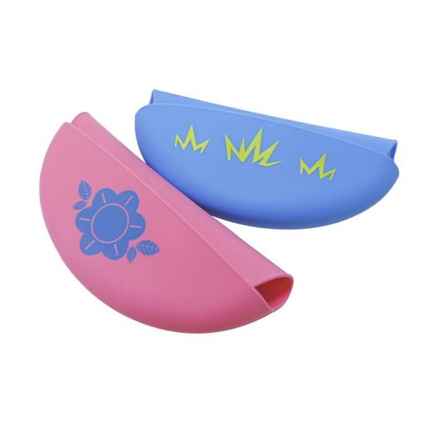 Imagem de Babador Impermeável 100% Silicone Com Porta Migalhas Rosa / Azul Nuby