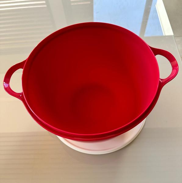 Bacia Grande Para Pães, Massas 10 litros Da Tupperware Imagem de Bacia Grande Para Pães, Massas 10 litros Da Tupperware
