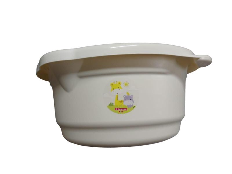 Bacia Infantil Plástica Sanremo Bege Branco Off White 27,5L Imagem de Bacia Infantil Plástica Sanremo Bege Branco Off White 27,5L