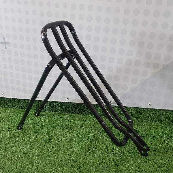 Bagageiro articulado tubão samy p/bicicleta aro 26 preto Imagem de Bagageiro articulado tubão samy p/bicicleta aro 26 preto