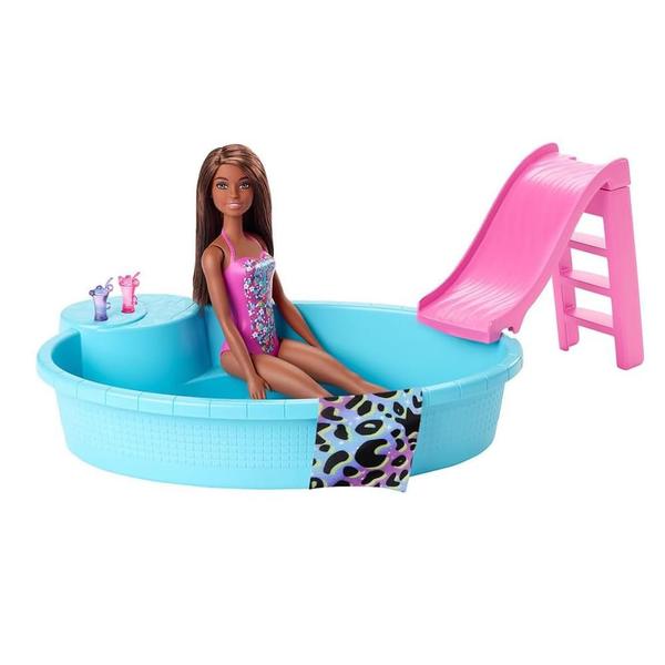 Imagem de Barbie Conjunto de Brinquedo Maiô Rosa e Piscina - Mattel GHL92