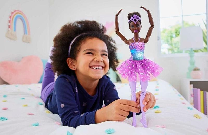 Imagem de Barbie Dreamtopia Bailarina Morena Show De Luzes Articulada