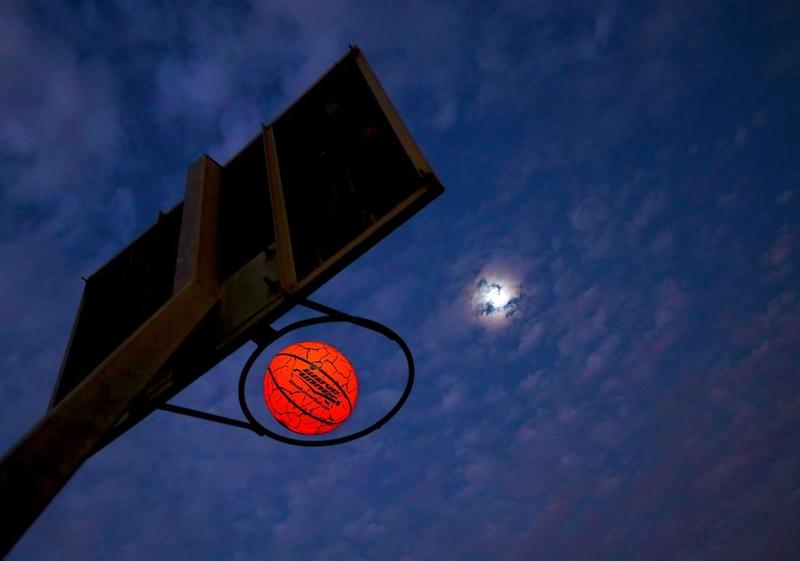 Imagem de Basketball Wave Runner Glow In The Dark LED tamanho 7