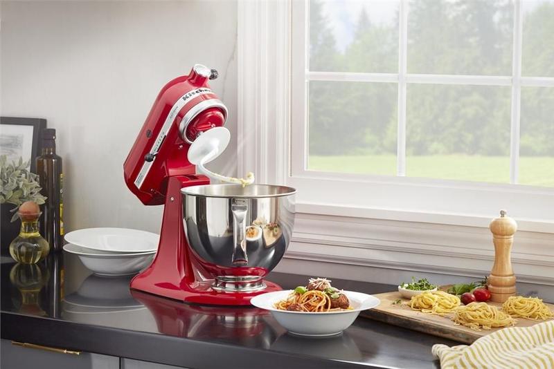 Imagem de Batedeira KitchenAid Artisan Empire Red - KEA33CV