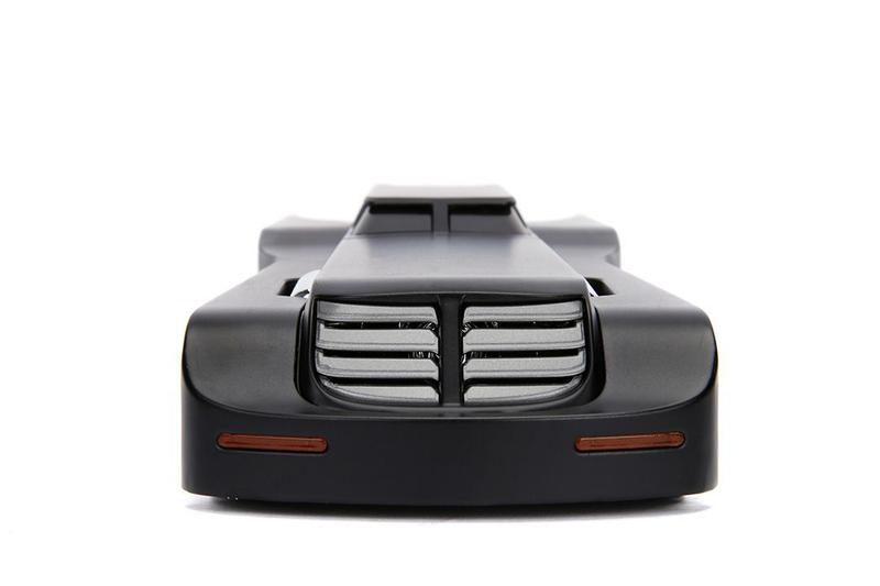 Imagem de Batman e Batmobile - The Animated Series - Hollywood Rides - 1/24 - Jada