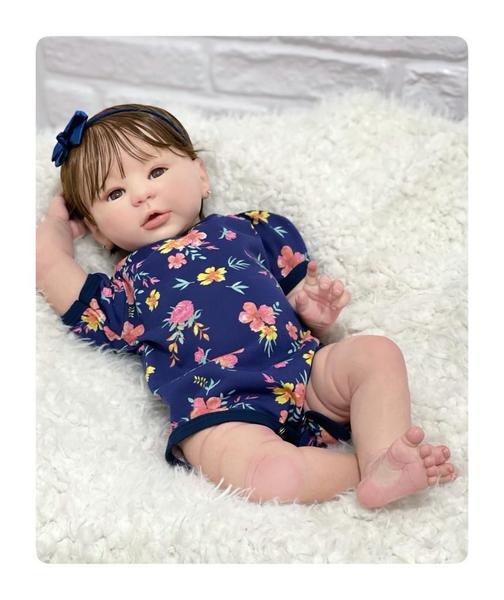 Bebê Reborn Menina Realista Princesa Luxo Realista - Mundo Azul e Rosa Imagem de Bebê Reborn Menina Realista Princesa Luxo Realista