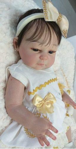 Imagem de Bebe Reborn  Menina Realista Silicone Boneca Com Enxoval