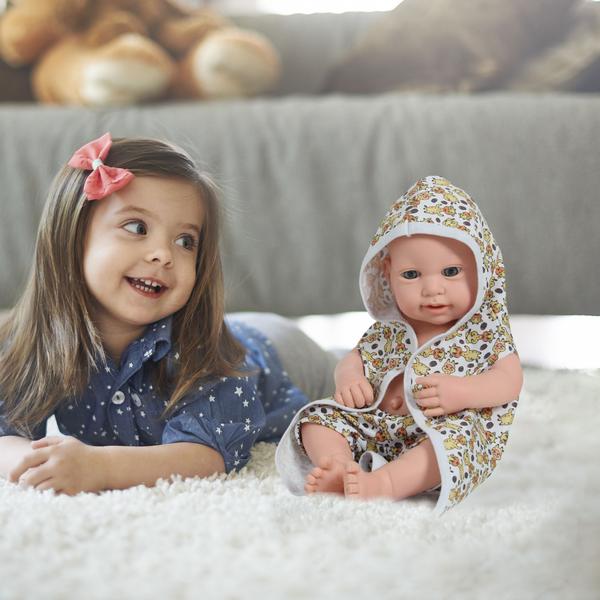 Imagem de Bebê Reborn Menino Recém Nascido Com Roupão Girafinha Fofo