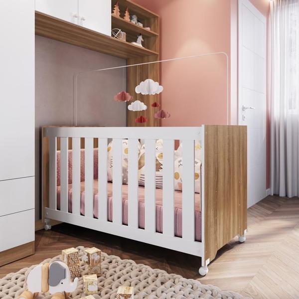 Imagem de Berço Infantil Simples com Rodas, Regulagem de Altura e Grade MDF 133cm Nogal com Branco