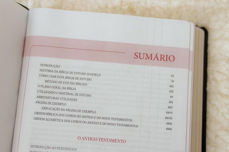 Biblia Scofield Preta Luxo - EDITORA VIDA Imagem de Biblia Scofield Preta Luxo - EDITORA VIDA