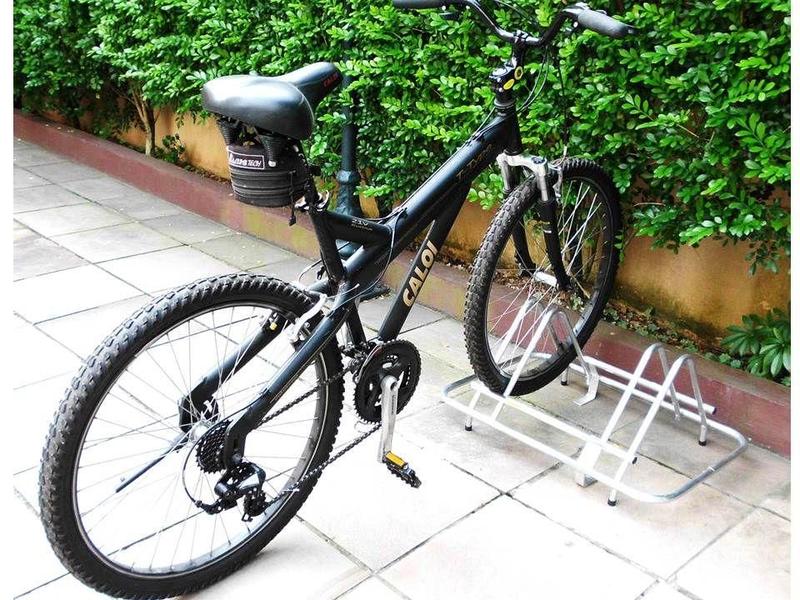 Imagem de Bicicletario Compacto Alumínio 2 Posições de Bicicletas 