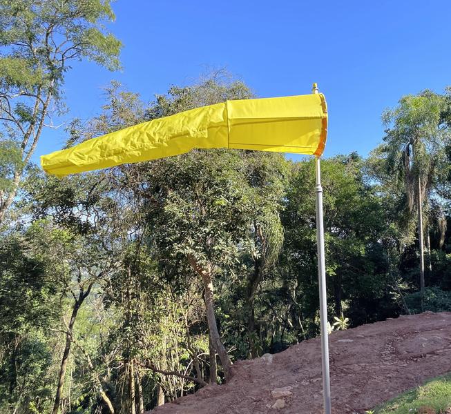 Imagem de Biruta De Vento Windsock 30 Cm Amarelo Aeroind