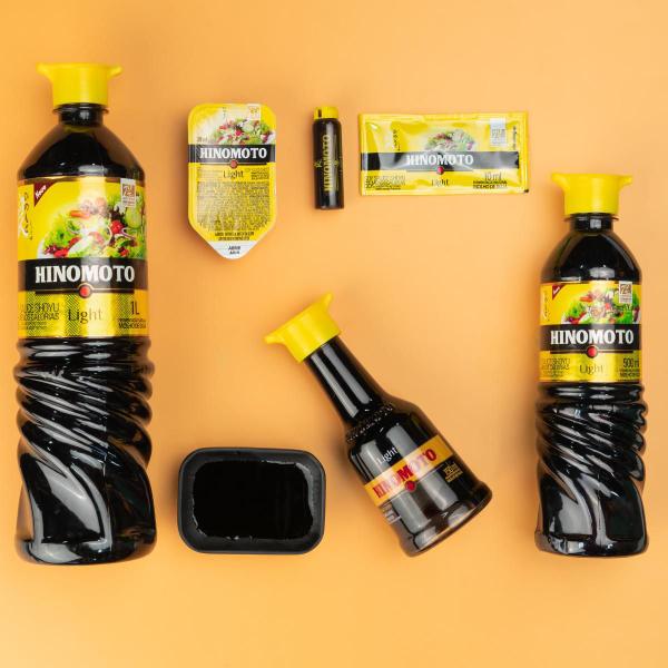 Bisnaga molho de soja hinomoto shoyu light 250un de 10ml Imagem de Bisnaga molho de soja hinomoto shoyu light 250un de 10ml