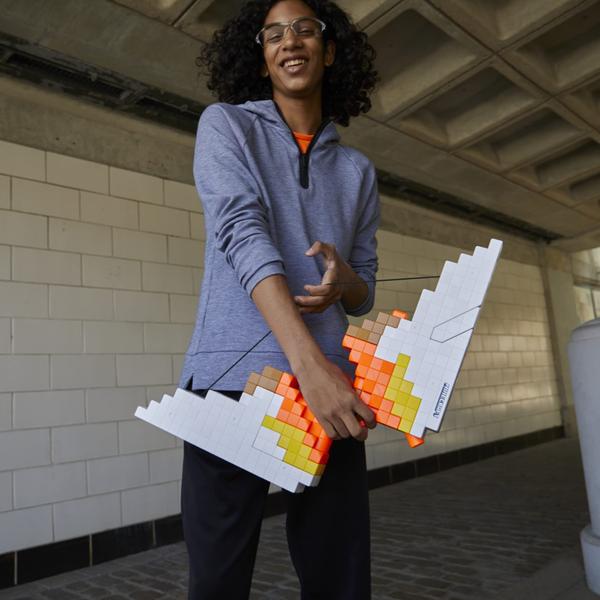 Blaster Bow Nerf Minecraft Sabrewing motorizado com 8 dardos Imagem de Blaster Bow Nerf Minecraft Sabrewing motorizado com 8 dardos