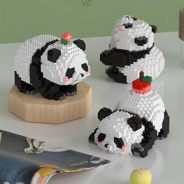 Imagem de Blocos de Construção Criativos de Pequeno Panda - Modelo Animal para Decoração e Presente