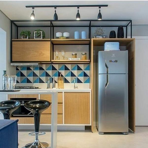 Bobina Adesivo Vinil Prata Inox Envelopamento 50m X 50cm - BG Adesivos Imagem de Bobina Adesivo Vinil Prata Inox Envelopamento 50m X 50cm