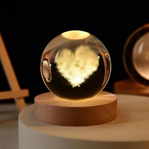 Imagem de Bola De Cristal LED USB Night Light 3D Moon Planet Galaxy Astronauta Lâmpada Para Crianças Adultos