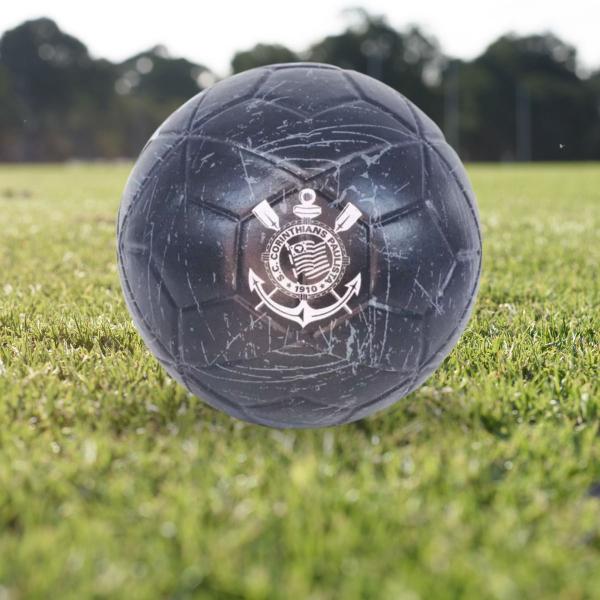 Imagem de  Bola de Futebol de Campo Oficial Corinthians Cinza N5 PVC