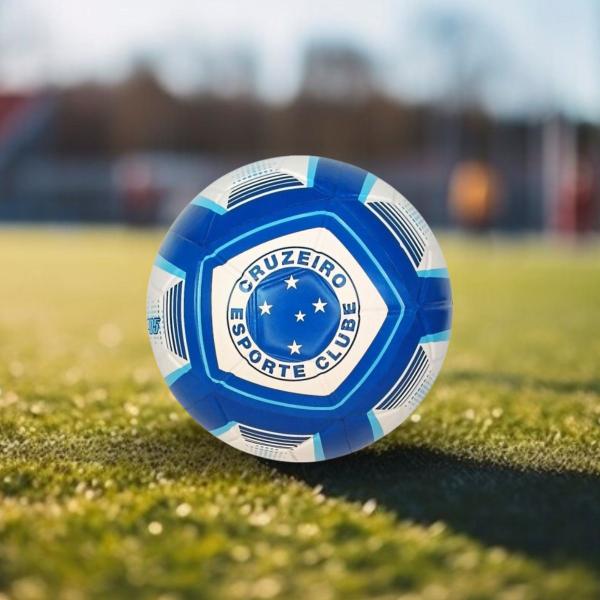 Imagem de  Bola de Futebol de Campo Oficial Cruzeiro N5 PVC