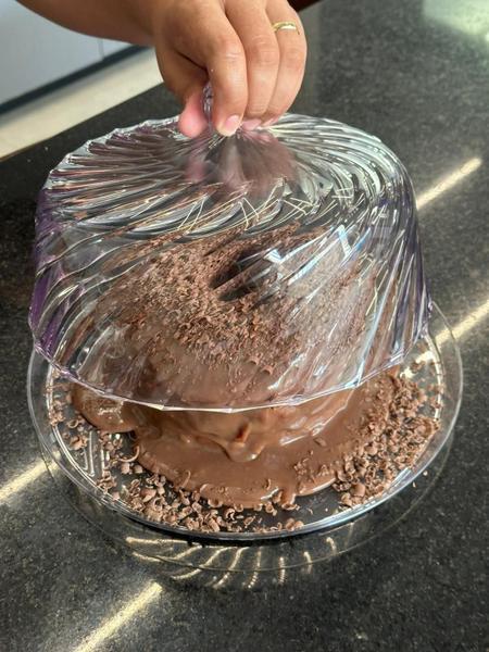 Imagem de Boleira  Com Prato Sem Pé Acrílico Cristal Para Bolo Torta Pudim