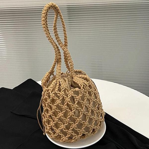 Imagem de Bolsa de Praia de Verão Feminina - Bolsa de Ombro em Malha com Detalhe em Corda e Design Reticulado