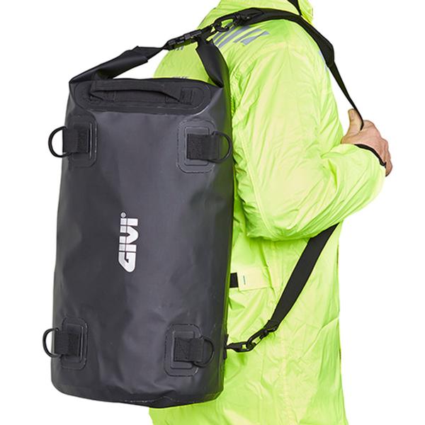 Imagem de Bolsa estanque Mala Bag impermeável Givi 30L modelo EA114BK waterproof - preta